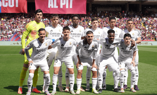 哈里·凯恩替补出场打入帽子戏法，五星拜仁轻松战胜斯图加特