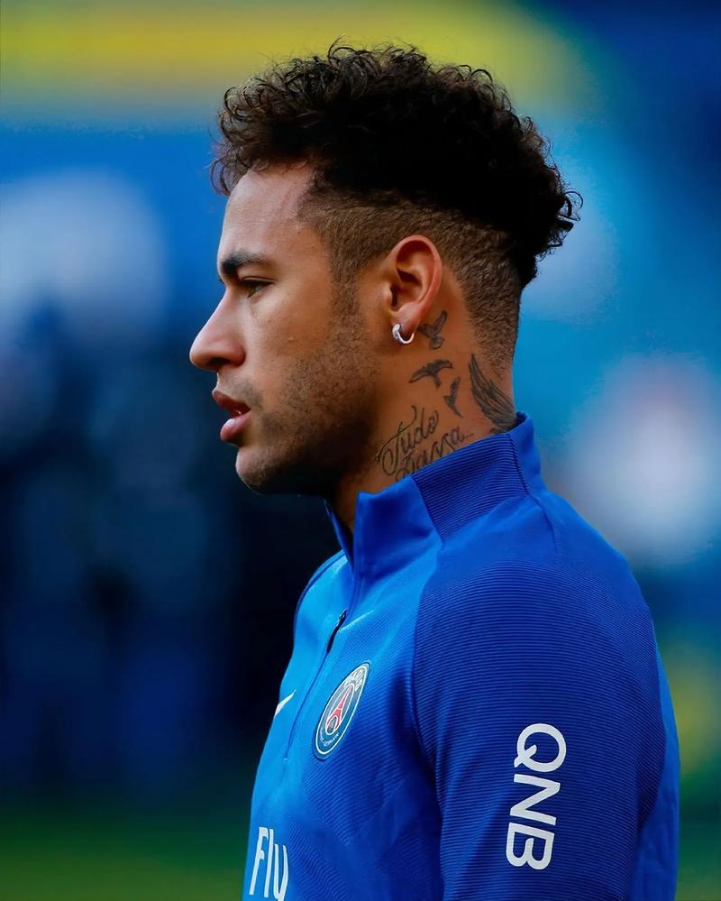 半场战报：尤文0-1博德闪耀，布隆贝格建功，小孔塞桑造险