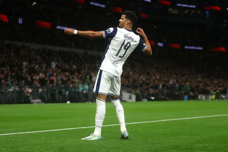 德罗西取热那亚生涯首胜，率队时隔239天再次意甲主场赢球