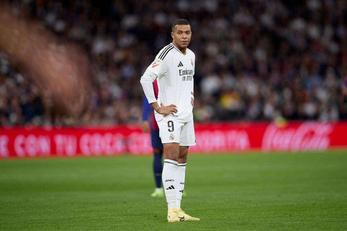 加布里埃尔本赛季中超6次首开纪录领跑海港，逼近奥斯卡纪录（加布里埃尔本季中超6度先拔头筹领跑海港，逼近奥斯卡纪录）