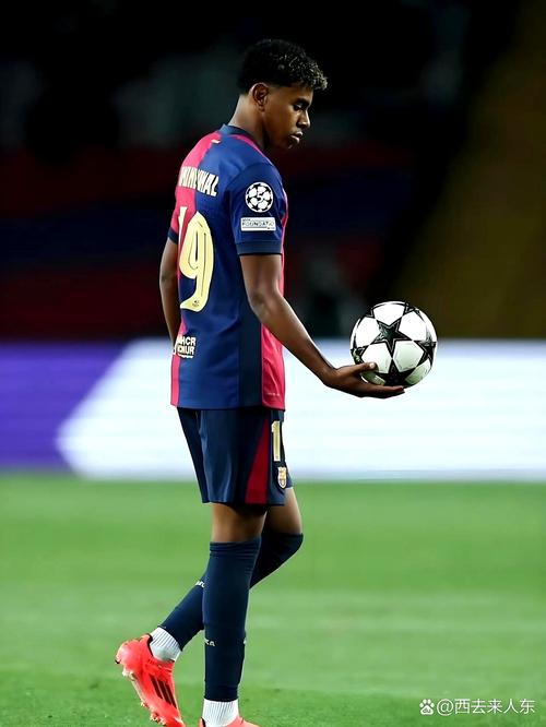 男篮启程回国！球员情绪低沉，北京3将洽谈，明日开启俱乐部杯！