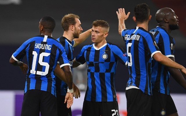 06年季后赛抢7大战科比第四节拒出手引争议