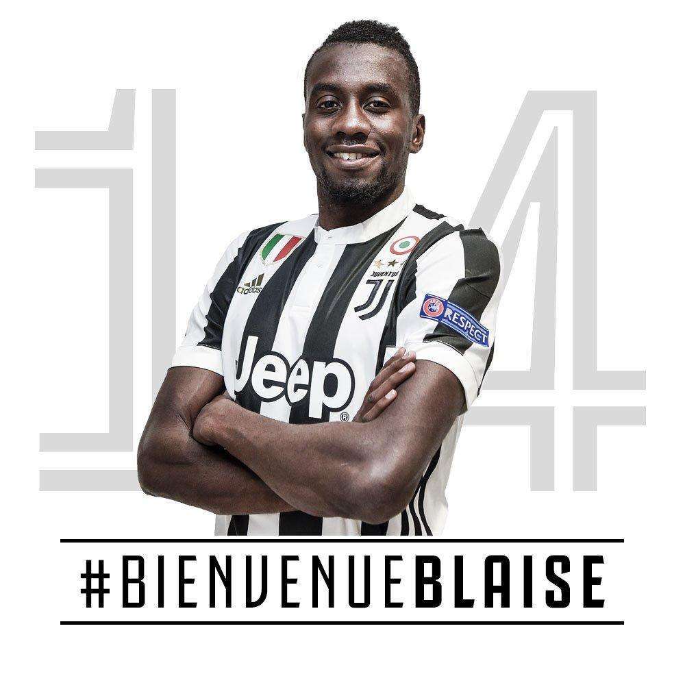 足球国足战术演练曝光，全队默契提升